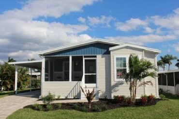 "Gone Coastal" 38 Parot Ct. Jamaica Bay Ft. Myers Fl.