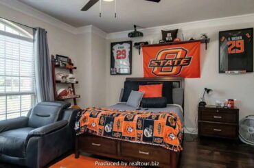 114 High Meadows Ct, Decatur, TX