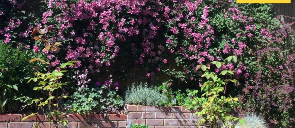 Half Moon Close, Hepworth Half Moon Close, Hepworth