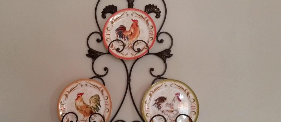 French Country Farmhouse Displays in the Dining Room!