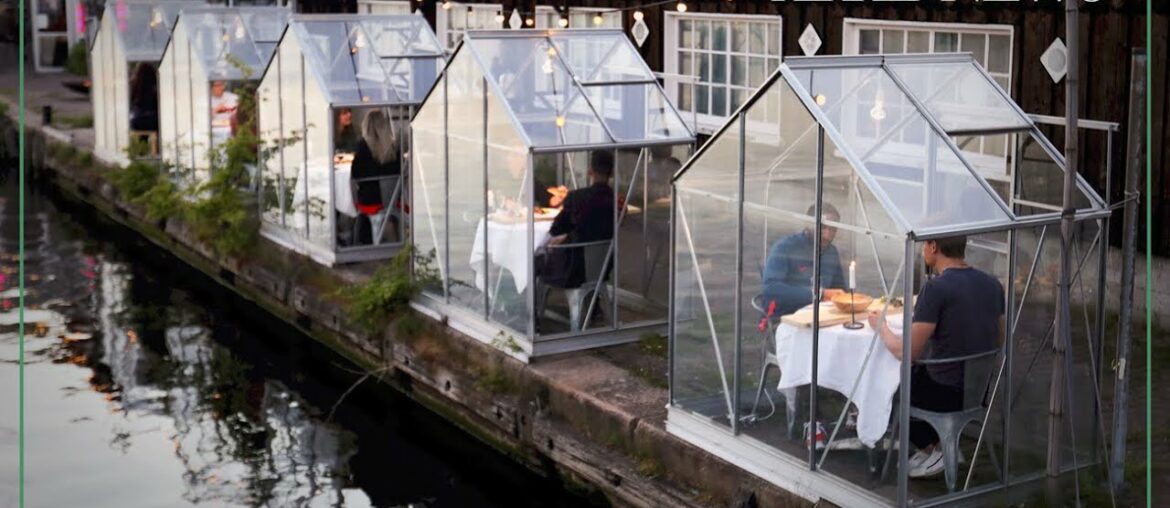 Fine dining in glass booths Fine dining in glass booths