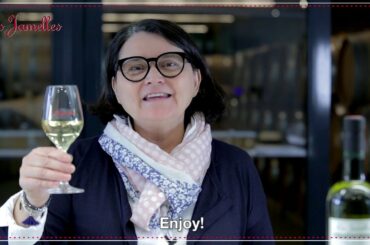 Wine Tasting with Cathérine: Les Jamelles Chardonnay