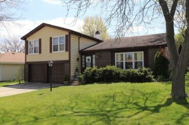 142 Greenway Drive, Bloomingdale, IL 60108 - Residential for sale