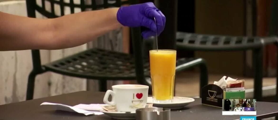 Covid-19: Bars, restaurants open for business across Italy