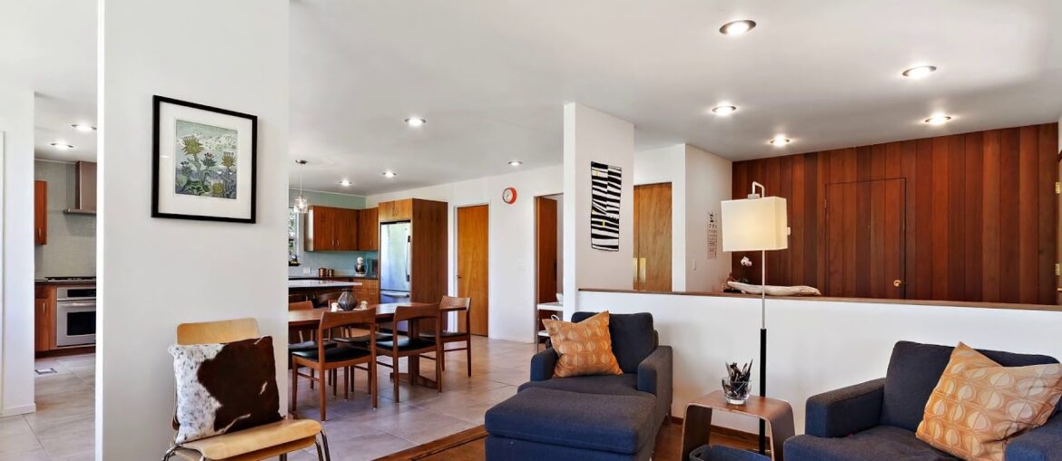 34 La Cuesta Rd branded 34 La Cuesta Rd branded