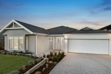 28 Toddington Avenue, OFFICER, VIC