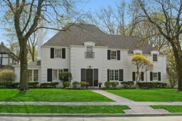 Home for sale - 1937 Beechwood Ave Wilmette, IL 60091