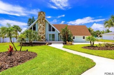 Homes for sale - 2924 S Peninsula Dr, Daytona Beach, FL 32118