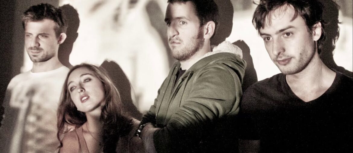 Kitsch Device – Live at La Cigale (Paris, France) – June 2009 Kitsch Device - Live at La Cigale (Paris, France) - June 2009