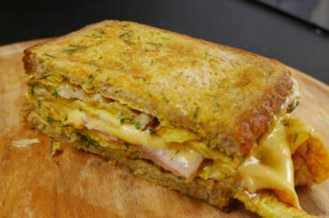 French toast with cheese | How to make a French toast? Omelette Sandwich | Quick and easy breakfast