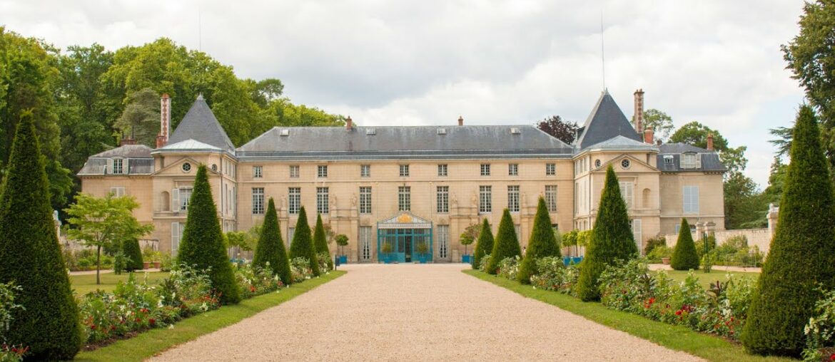 Tour of Château de Malmaison in France with Michael Canadas and David Robinson