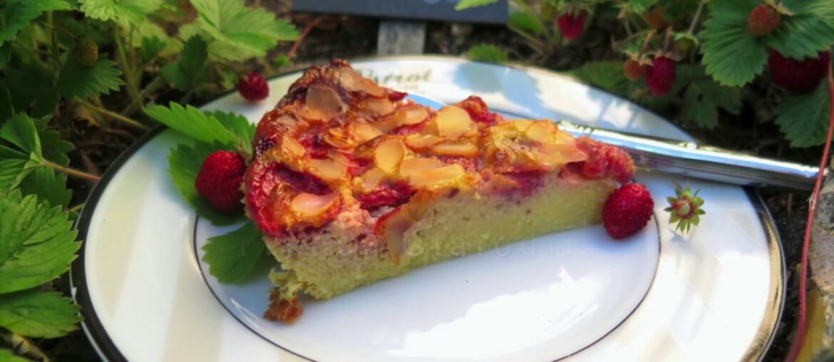 Strawberry Almond Clafoutis Dessert - Easy French Recipes