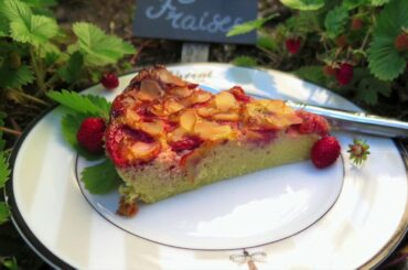 Strawberry Almond Clafoutis Dessert - Easy French Recipes
