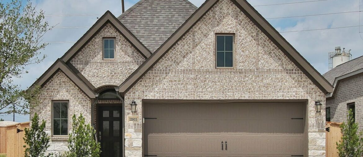 Perry Homes in Lakes of Bella Terra West – 11811 Lavoveste Lane Perry Homes in Lakes of Bella Terra West - 11811 Lavoveste Lane