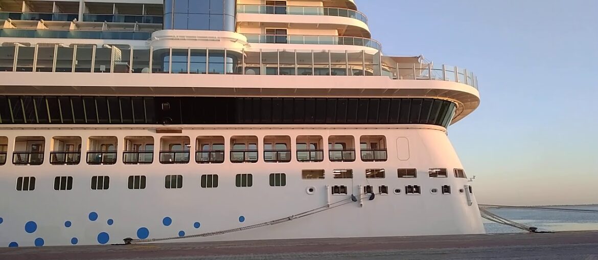 World Largest amazing passanger ship