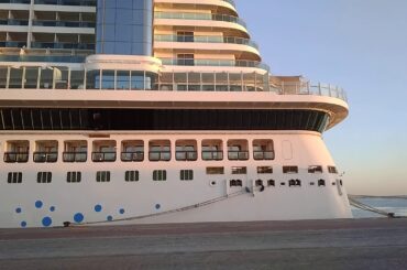 World Largest amazing passanger ship