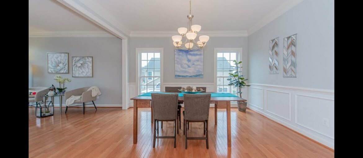 Entrance-Living-Dining room: 4000 Belvedere Ln, Frederick, MD 21704, Villages Of Urbana