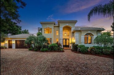 Homes for sale - 27 Island Drive, Boynton Beach, FL 33436