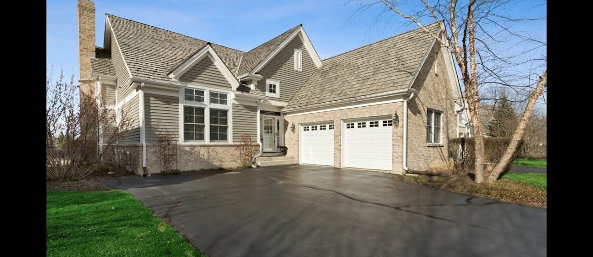 1770 W Newport Ct Lake Forest, IL 1770 W Newport Ct Lake Forest, IL