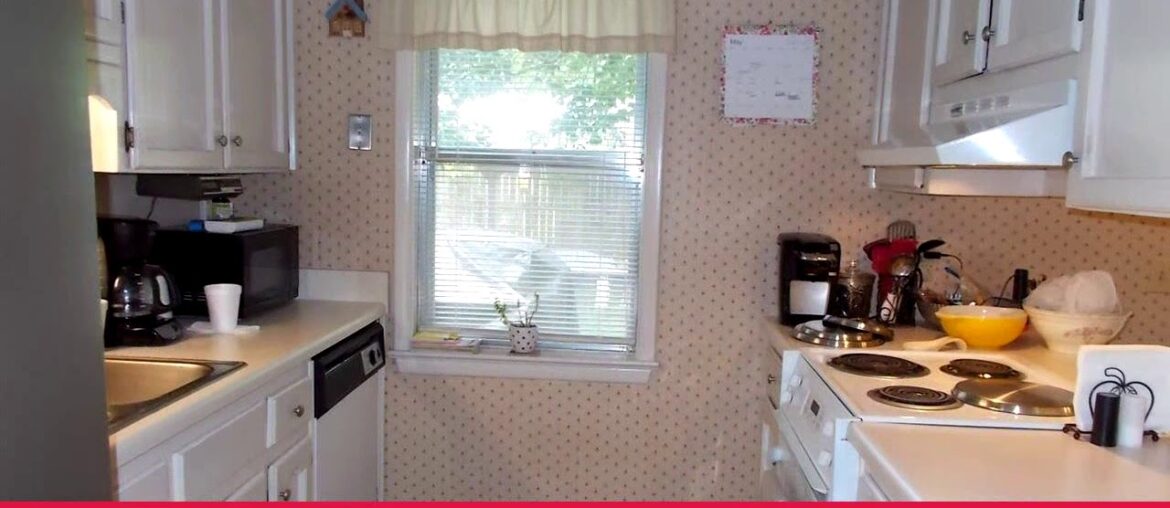 Homes for sale - 101 Sunrise Cir, Adamsville, AL 35005