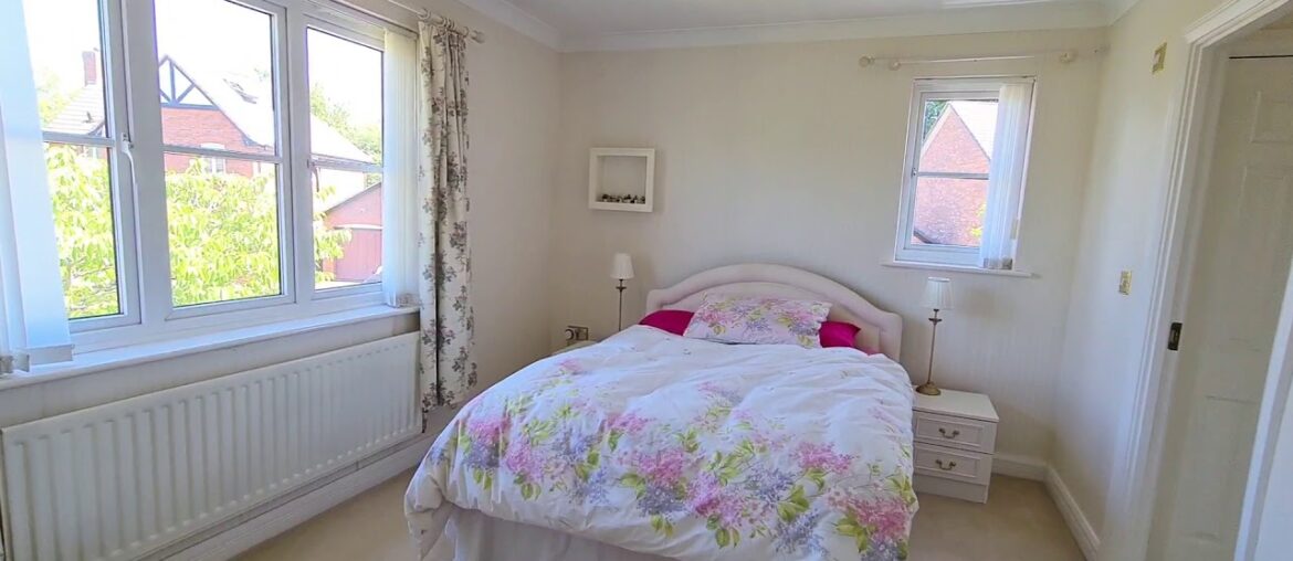 From Ashtons – Spires Gardens, Winwick. From Ashtons - Spires Gardens, Winwick.