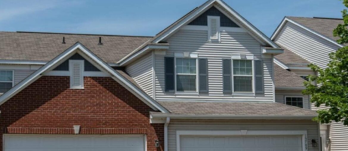 15709 France Way, Apple Valley, MN Presented by Andy Nguyen.