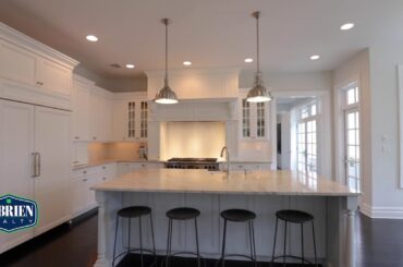 9 Sugar Maple Ln, Rumson, NJ - Exceptional Construction!