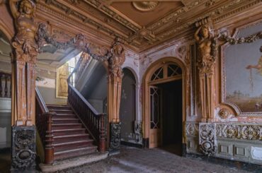 Exploring an Abandoned Portuguese Wine Palace in a Small Rural Town