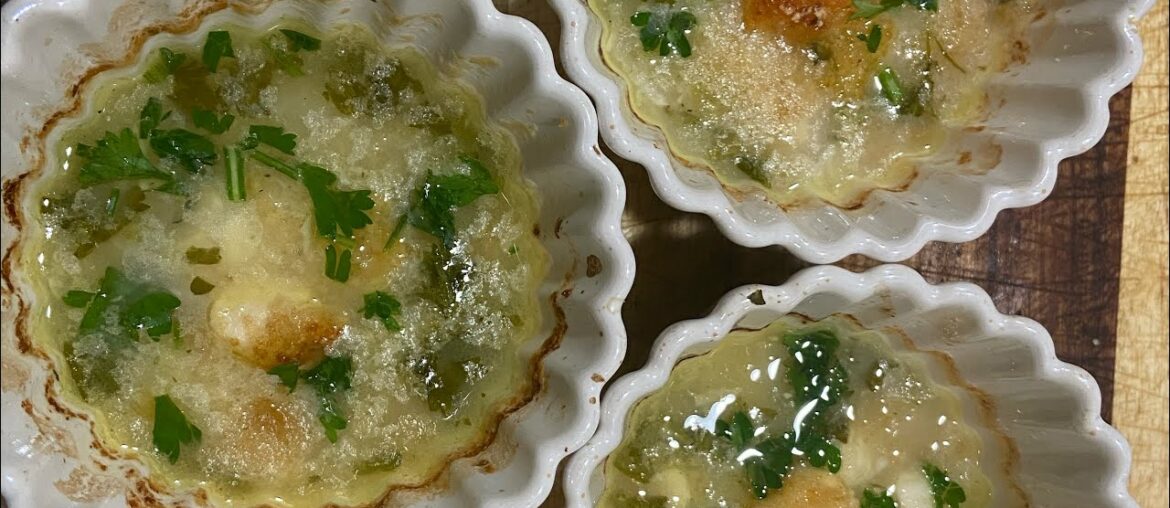 How to Make Baked Scallops with White Wine How to Make Baked Scallops with White Wine