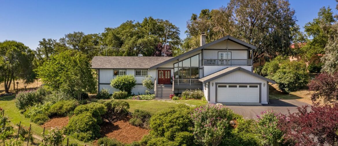 10220 Moran Dr. Auburn CA 95603 10220 Moran Dr. Auburn CA 95603