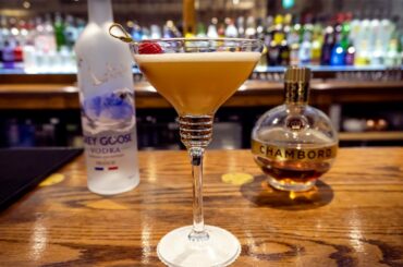 How To Make French Martini Cocktail Recipe and History
