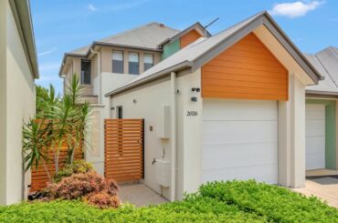 2026/1 The Vistas Drive, CARRARA