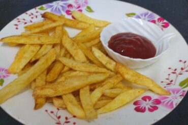 Crispy French Fries Recipe in tamil/வீட்லயே செய்யலாம் உருளைக்கிழங்கு ப்ரைஸ்/Potato Fries Recipe