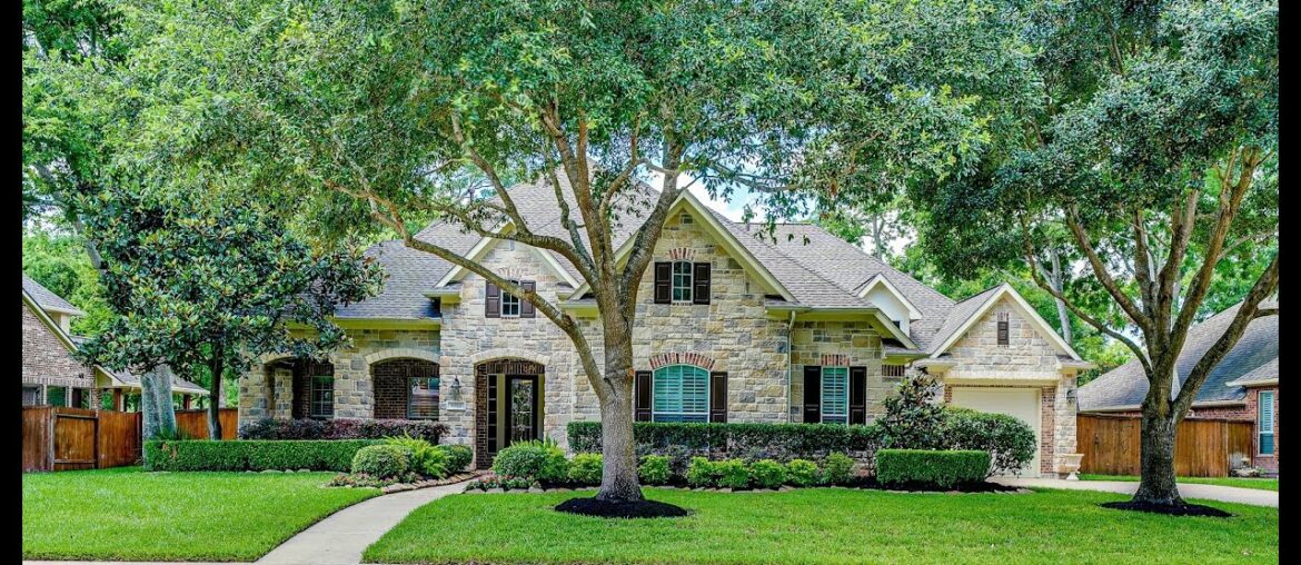 8622 Rosehedge Terrace Way • Richmond, TX 8622 Rosehedge Terrace Way • Richmond, TX