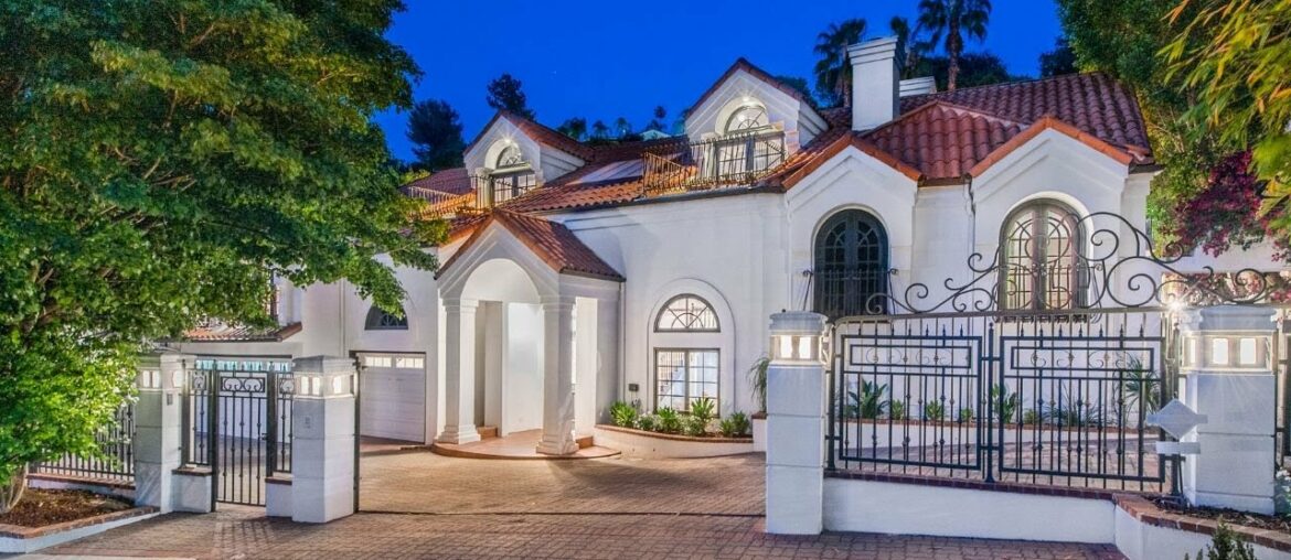 Chernov Team | 3718 Hayvenhurst Ave, Encino