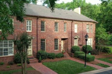 4411 Columbine Court, Charlotte, North Carolina