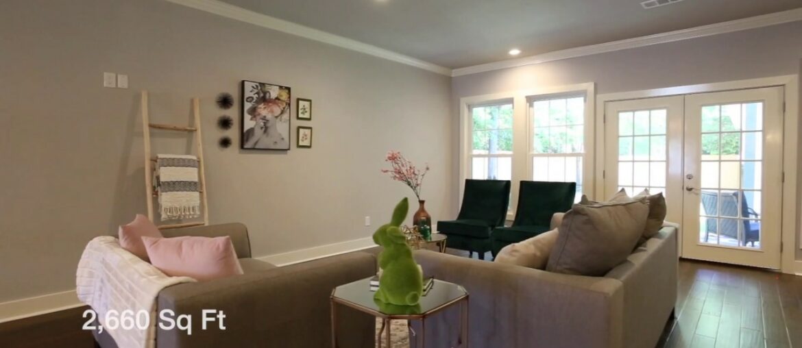 Need design, home staging, or interior decorating inspiration? Check out this stunning Texas home!!