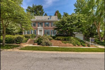Elegant Georgian Home in Guilford at 5 Whitfield Road