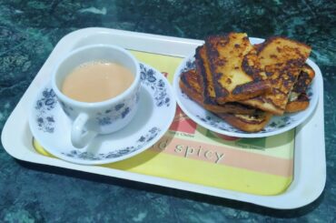 French toast recipe / easy recipe of toast / tea partner simple and easy in making 😋
