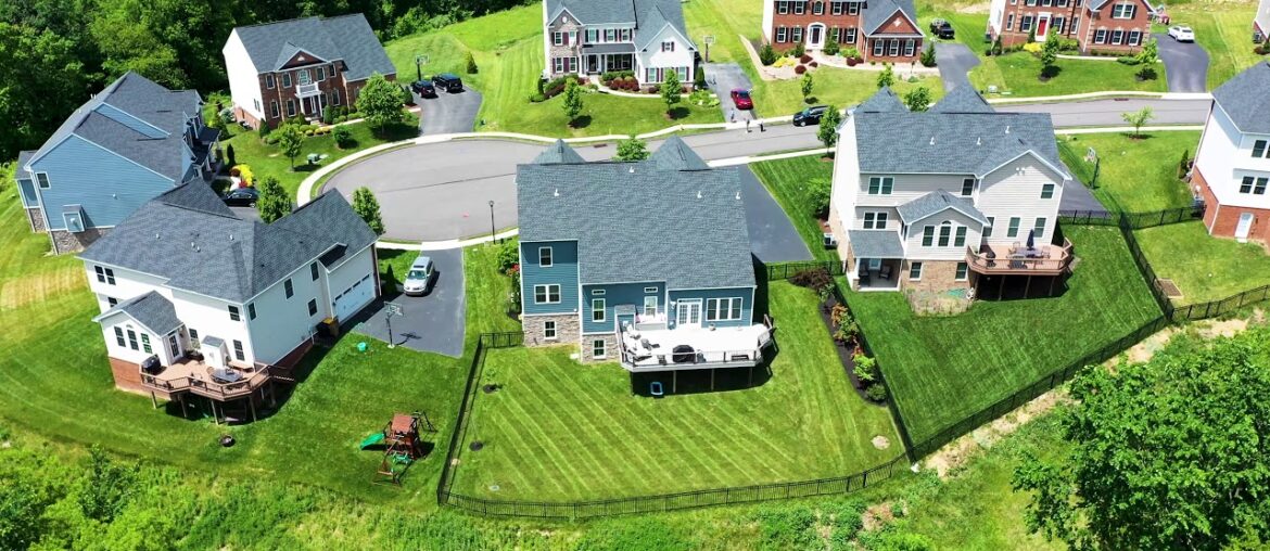 3009 Farm View Dr McDonald PA 15057