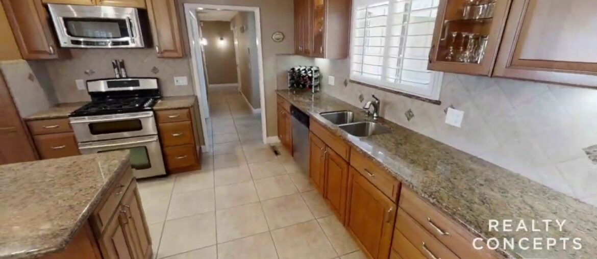 1554 W Palo Alto Ave, Fresno Walkthrough