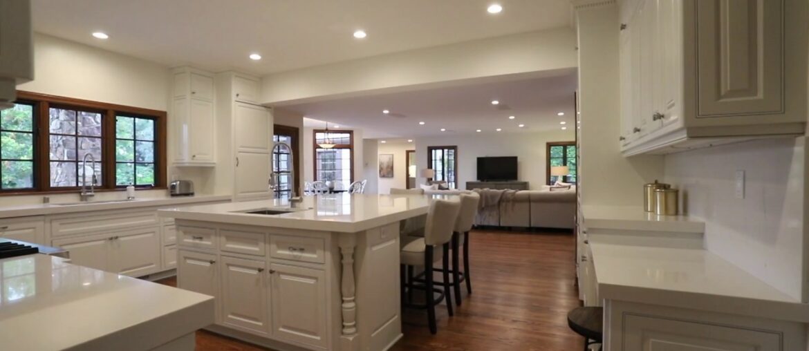 16770 Via De Los Rosales, Rancho Santa Fe, CA 92067 | Listed by: Linda Sansone 16770 Via De Los Rosales, Rancho Santa Fe, CA 92067 | Listed by: Linda Sansone