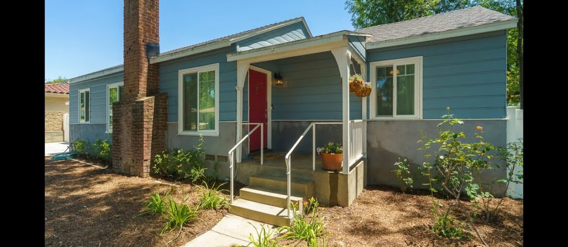 The Berns Team Presents 4706 Crown Avenue in La Cañada Flintridge CA