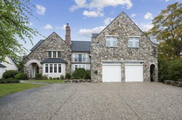 19 Southfield Court Needham, MA | ColdwellBankerHomes.com