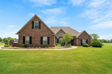 245 Elm Drive,  Pryor, OK 74361 - Stephanie Alberty Cox  - MLS 2020845