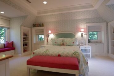 17 Clark Rd Wellesley MA