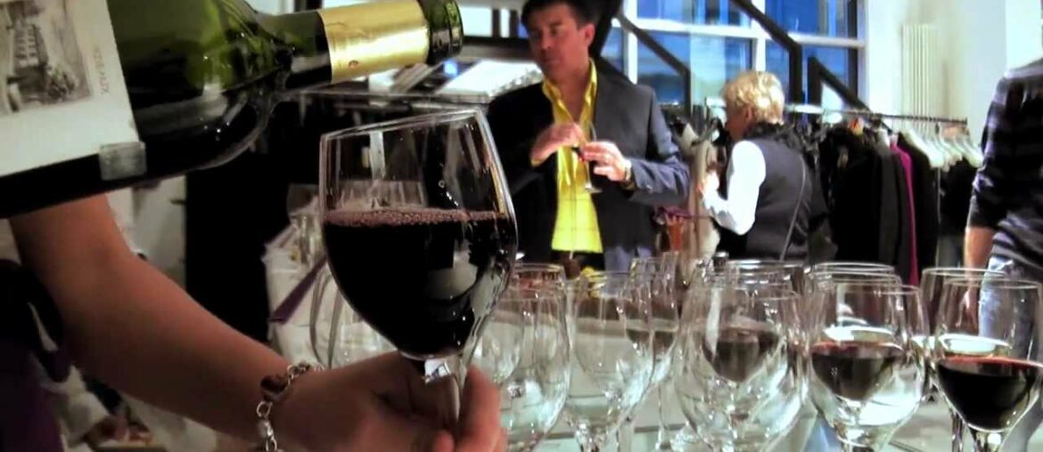 TOSKANA LA VILLA french wine lounge