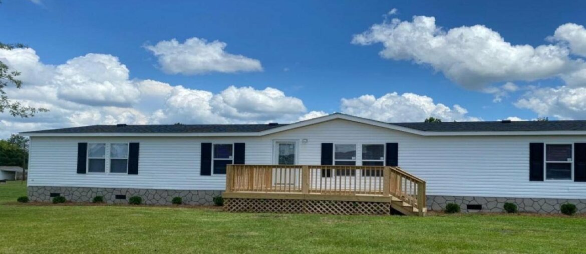 117 Corena Avenue, Maysville, NC Presented by Heidi Turner – Jacksonville Hero Homes Program. 117 Corena Avenue, Maysville, NC Presented by Heidi Turner - Jacksonville Hero Homes Program.
