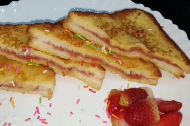 How to make strawberry French toast | Old style french toast recipe | freeze strobbery recipe