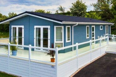 Most Cute Navigator Park Home with Modern Exterior from Prestige Homeseeker